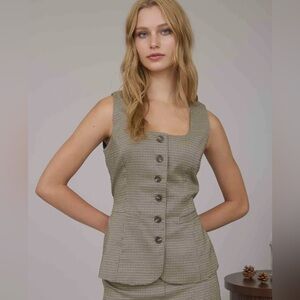 The Workshop Studio, Houndstooth Plaid Button Down Sleeveless Vest Top